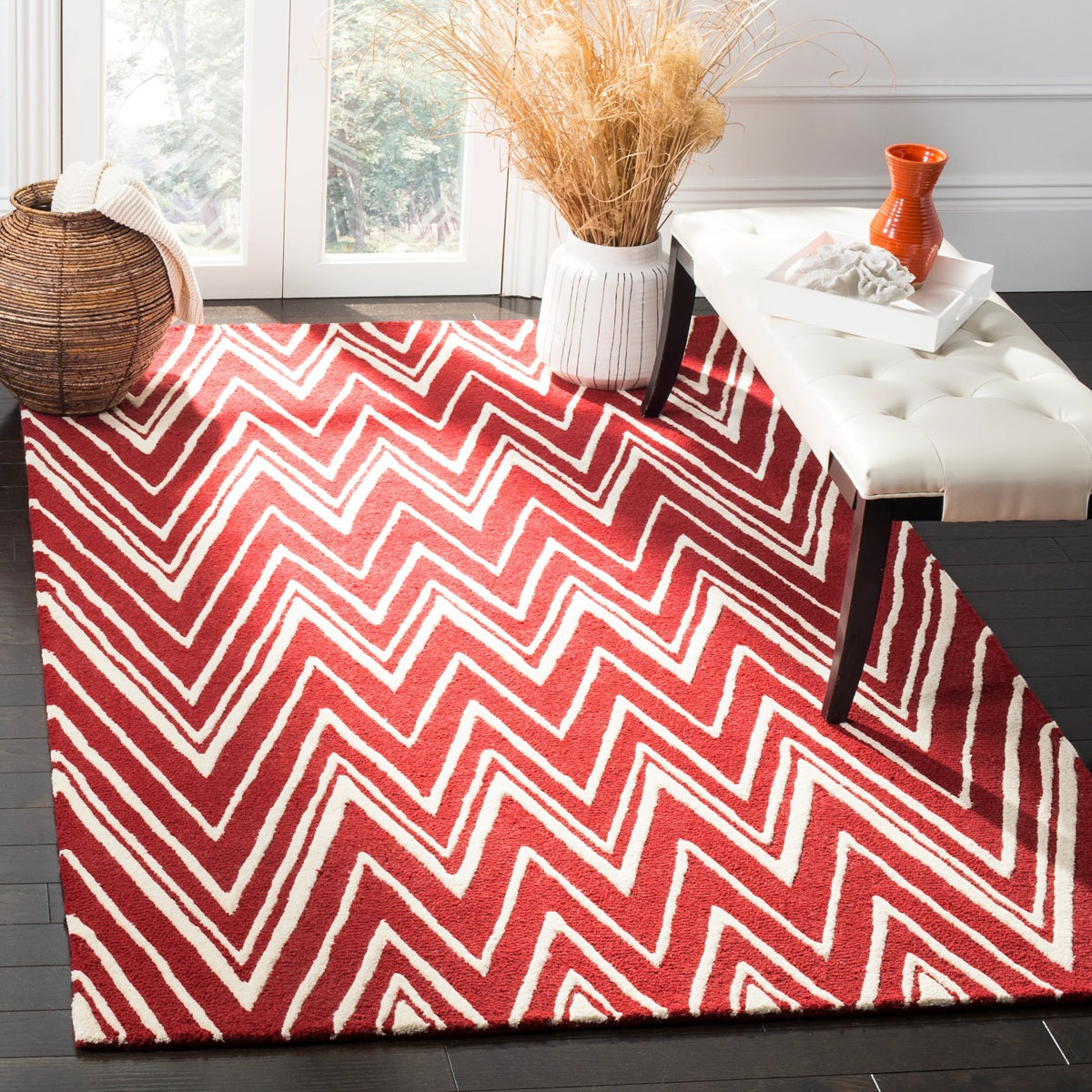 Designteppich Zeitgenössisch Rot – Lifestyle Wohnzimmer