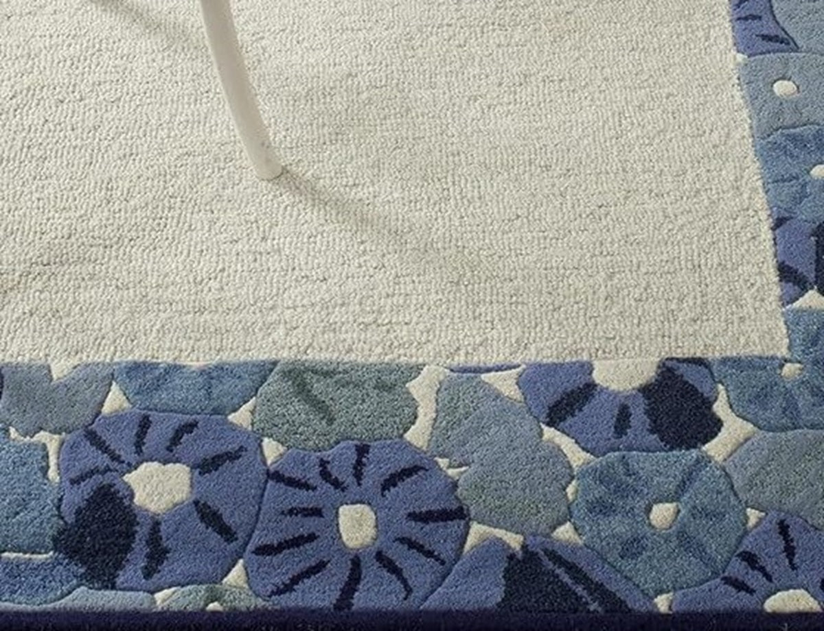 Designteppich Blumen-Teich