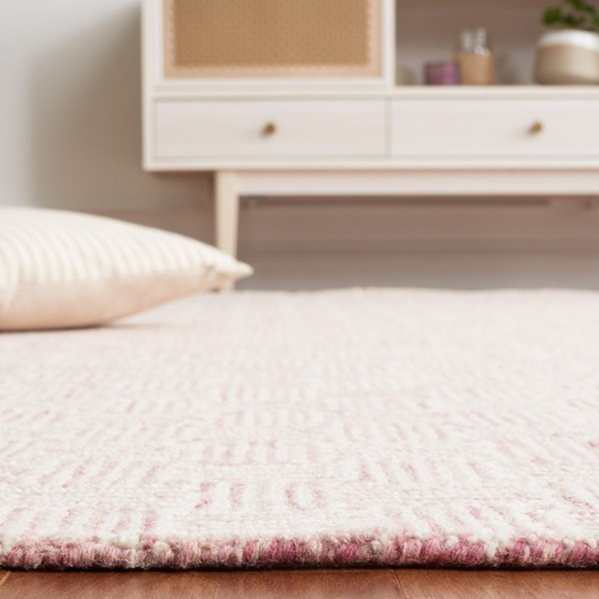 Designteppich Rosa — Lifestyle Schlafzimmer